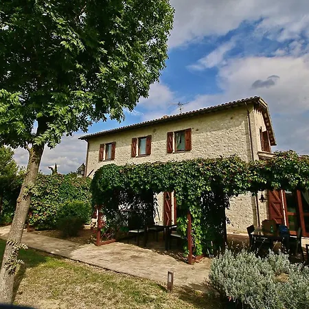Case Pagliarini La Cantina Holiday home *