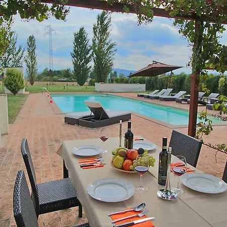 Case Pagliarini La Cantina Holiday home *