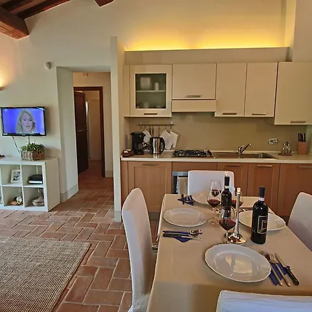Case Pagliarini La Cantina Holiday home *