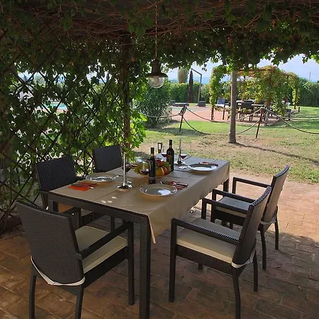 Case Pagliarini La Cantina * Foligno
