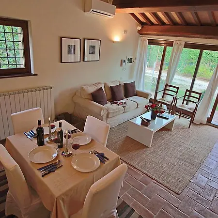 Case Pagliarini La Cantina Holiday home