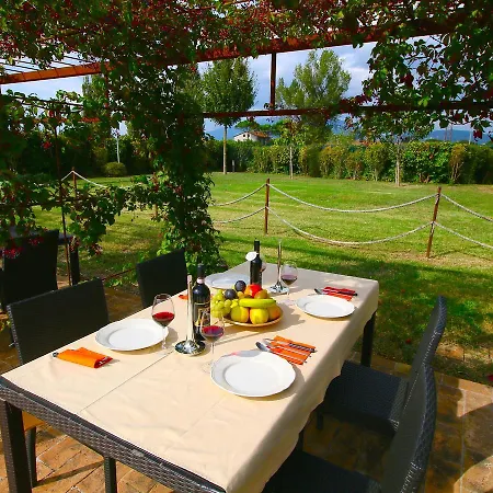 Case Pagliarini La Cantina Ferienhaus